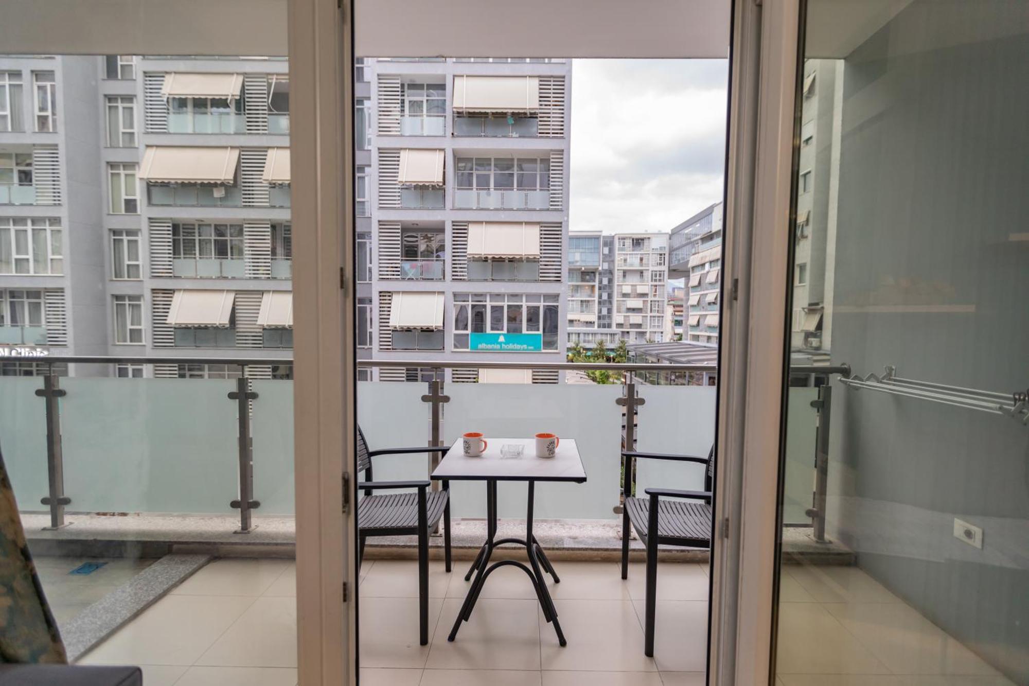 K&M Apartment ティラナ エクステリア 写真